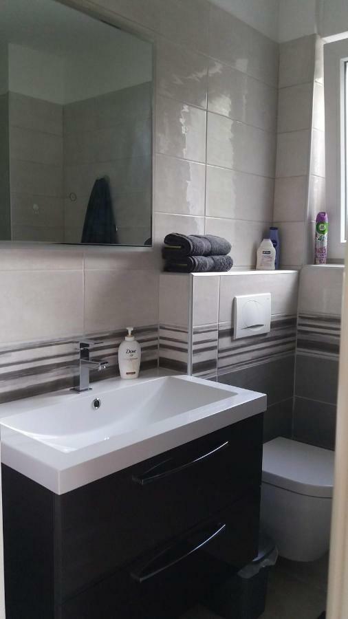 Studio Apartment Doris ポレッチ エクステリア 写真
